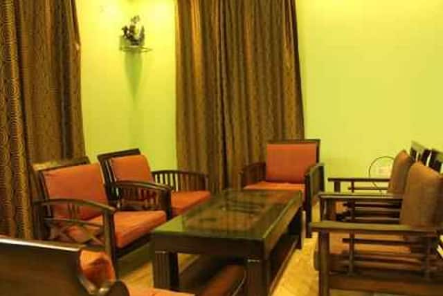 Great Place To Stay, Noida 4